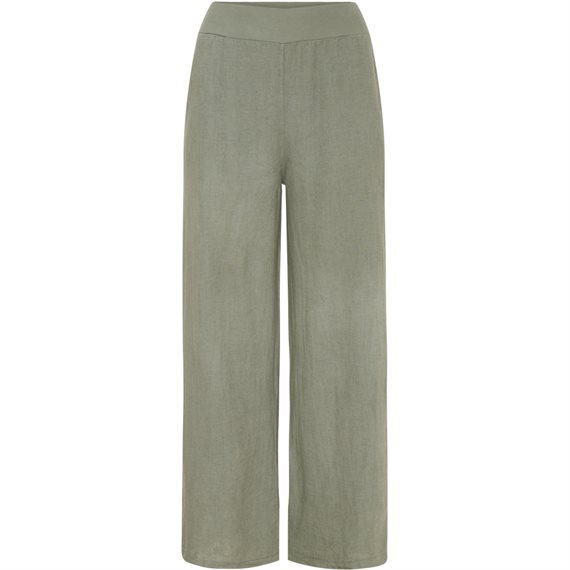 Marta - Anette Bukser - Military