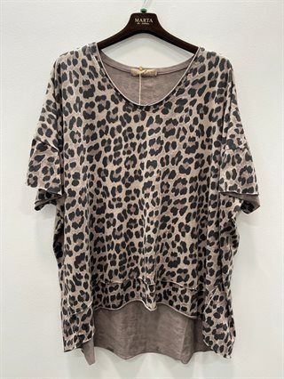Marta - Harper T-shirt - Beige Leo - Onesize
